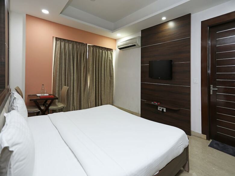Hotel Oyo Flagship 184 Spice Mall