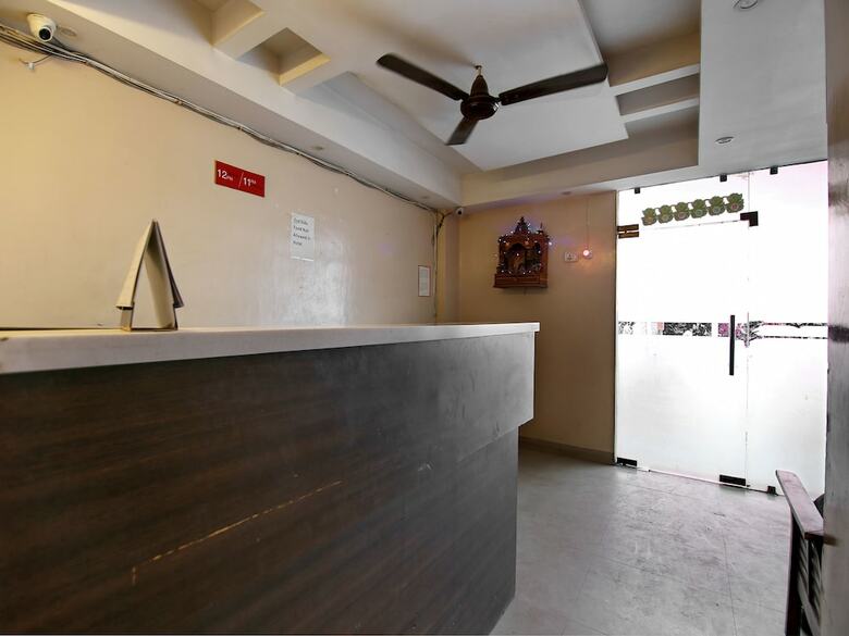 Oyo 709 Hotel Cross Winds