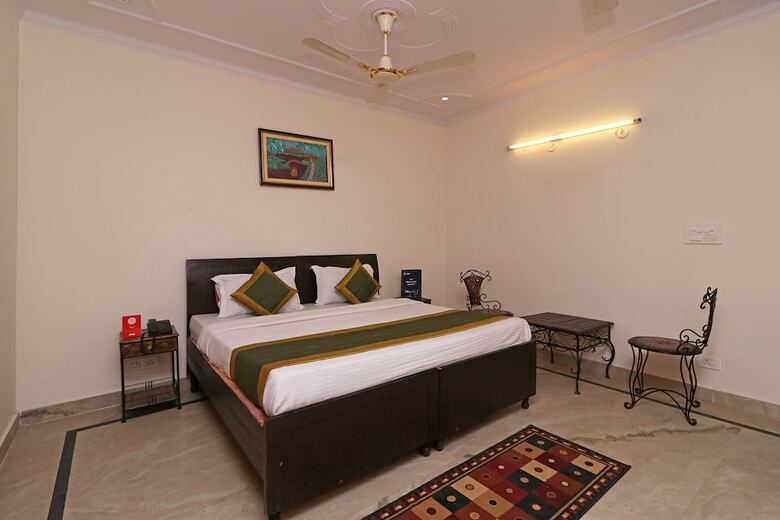 Oyo 10361 Hotel Stay @ 23