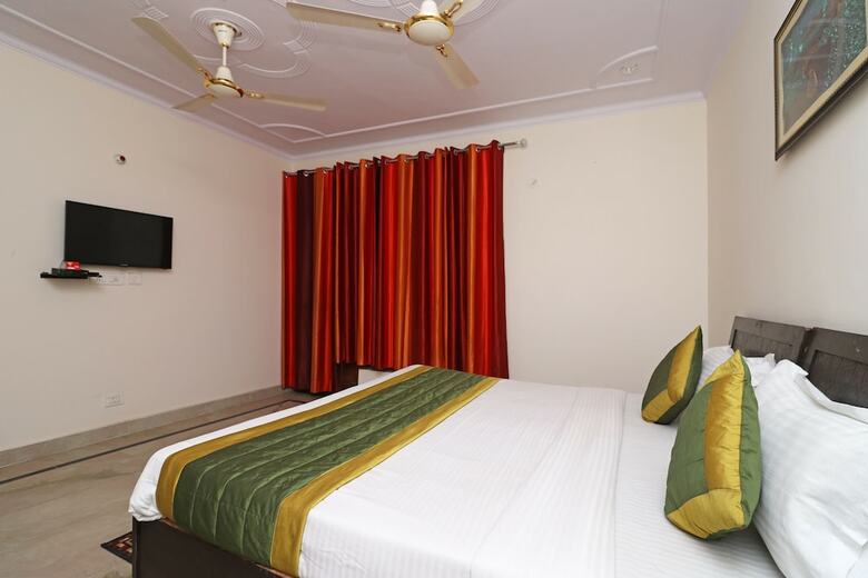 Oyo 10361 Hotel Stay @ 23