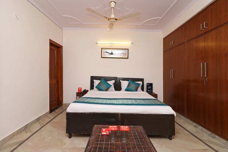 Oyo 10361 Hotel Stay @ 23