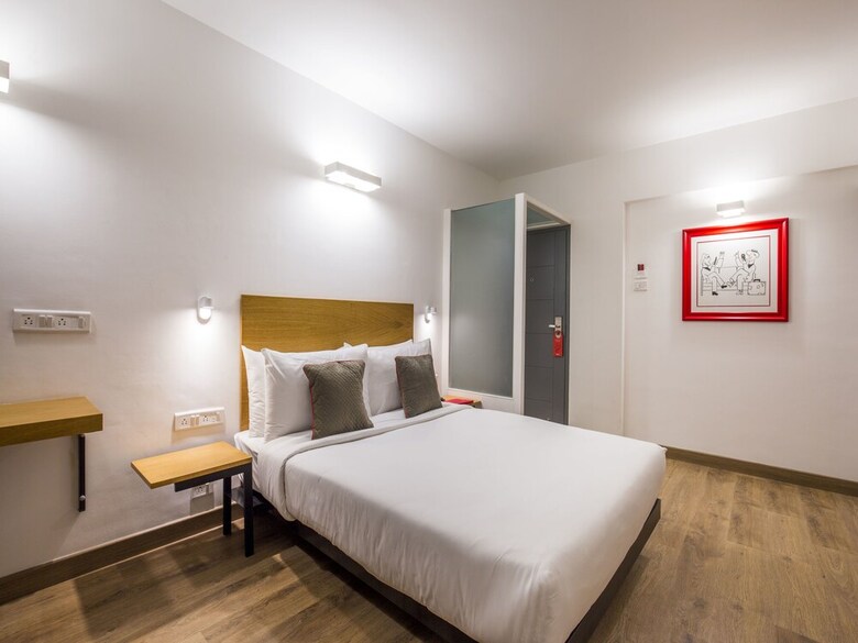 Hotel Oyo Townhouse 022 Koregaon Park Pune
