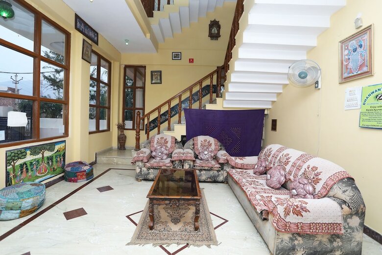 Oyo 10245 Hotel Ratan Haveli