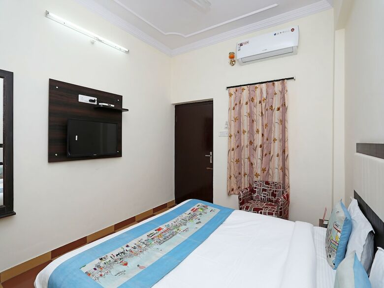 Oyo 10334 Hotel Goyal Inn