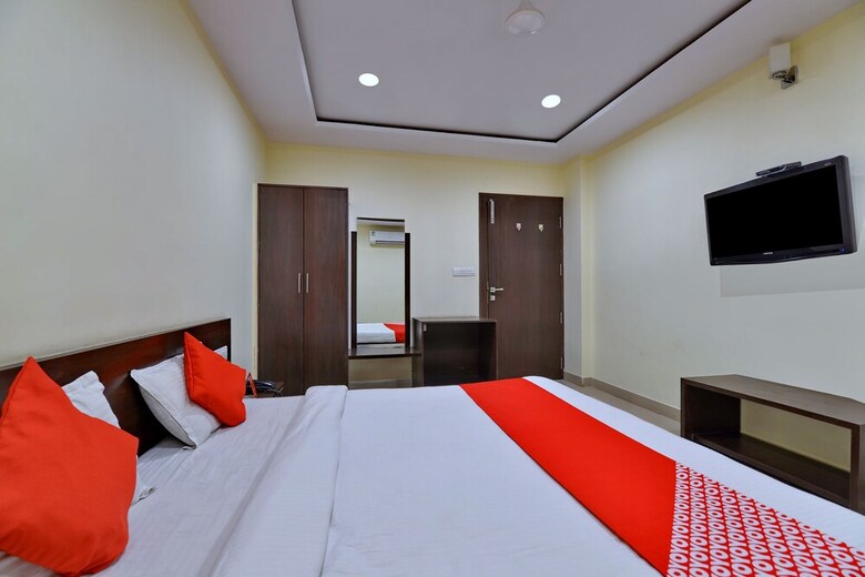 Oyo 9555 Hotel Imperial