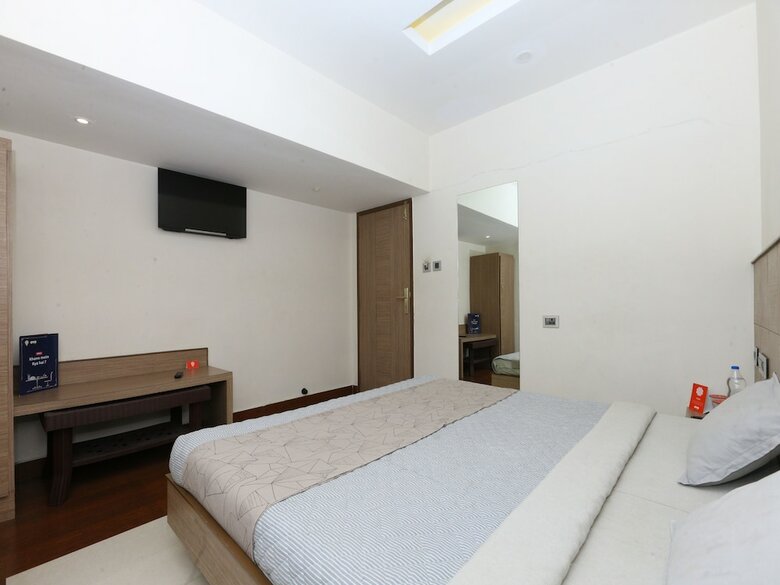 Hotel Oyo 4943 Sandanams Villa