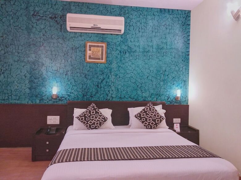 Hotel Oyo 3495 Dass Suites Koramangala