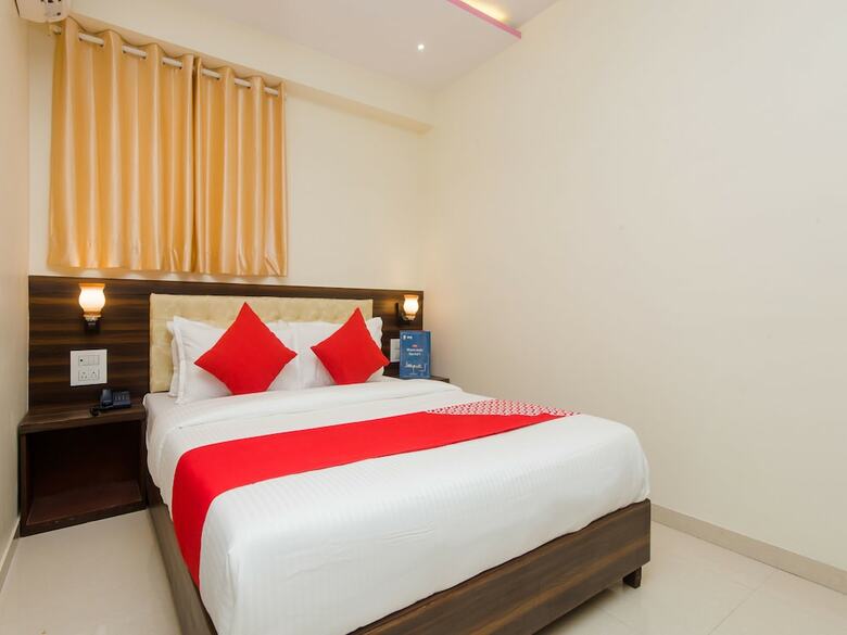 Oyo 11706 Hotel Avion Park