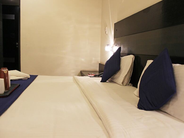 Oyo 605 Hotel Camria