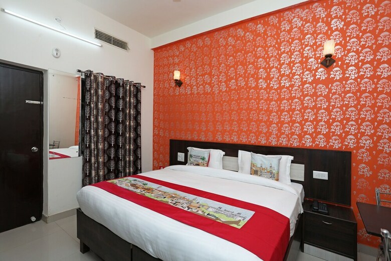 Hotel Taj Ansh