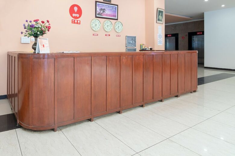 Oyo 11683 Hotel Ymca