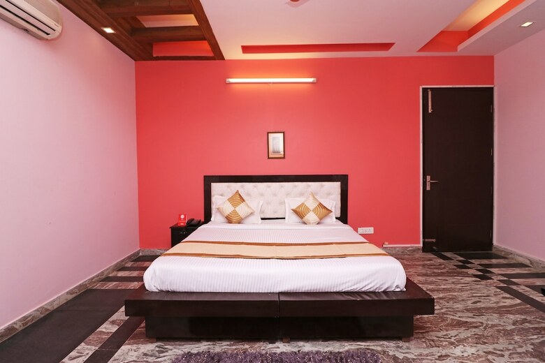 Hotel Oyo 10665 Sector 20