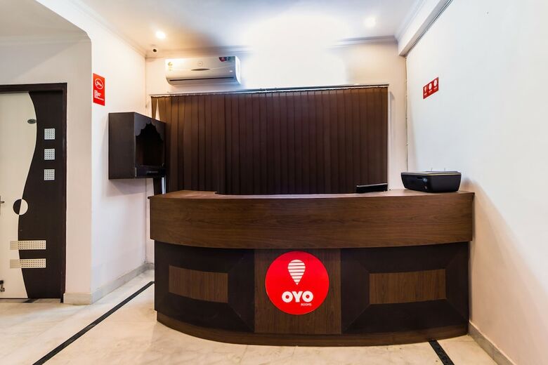 Hotel Oyo 4228 Heritage Regency