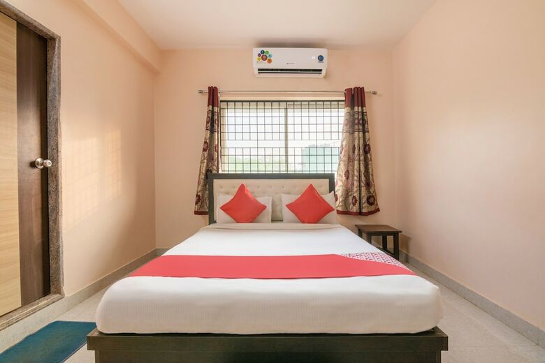 Hotel Oyo 11419 Surya Residency