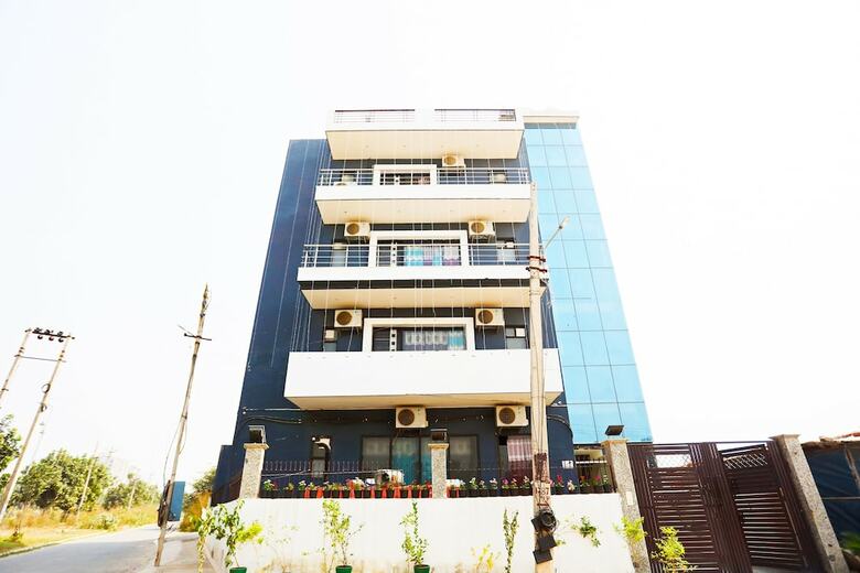 Oyo 9382 Hotel Homestay