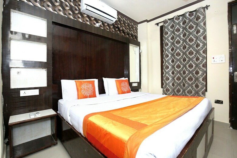 Hotel Guru Kalgidhar Residency