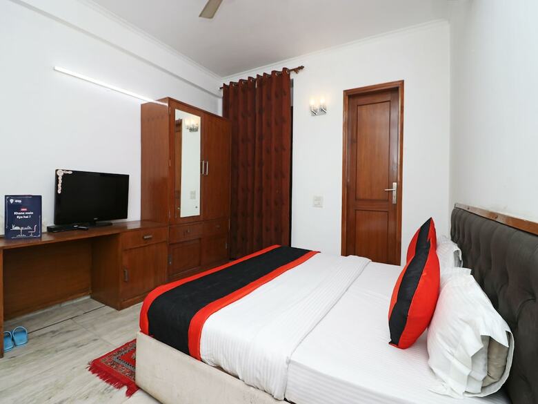 Hotel Oyo 11434 Ab Residency