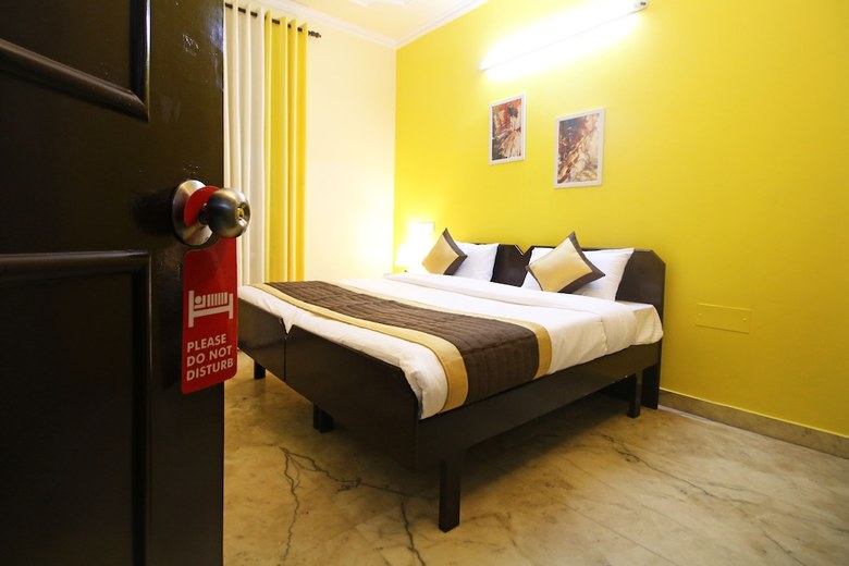 Hotel Oyo 7967 Near Medanta