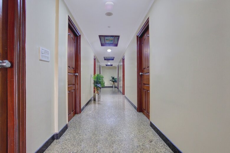 Hotel Oyo 11390 Vaibhav Residency