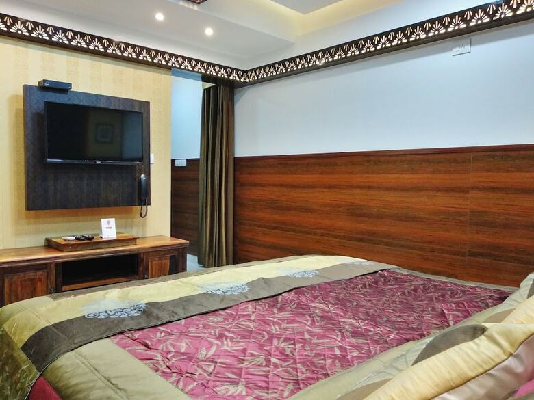 Oyo 10395 Hotel Dvarka Inn
