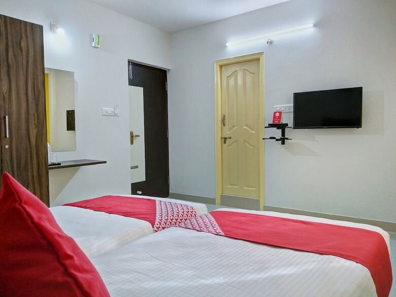 Hotel Oyo 10525 Varcity Abra Madiwala