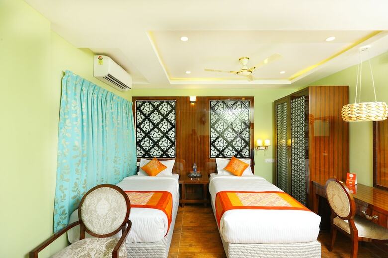 Oyo 11305 Hotel Nk Exotica