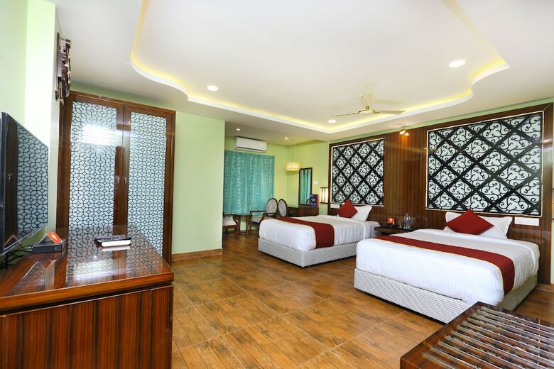 Oyo 11305 Hotel Nk Exotica