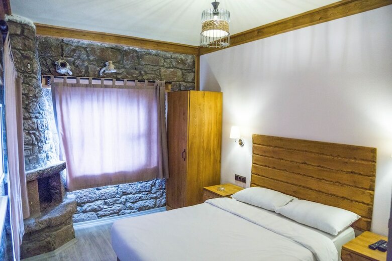 Assos Yildiz Hotel