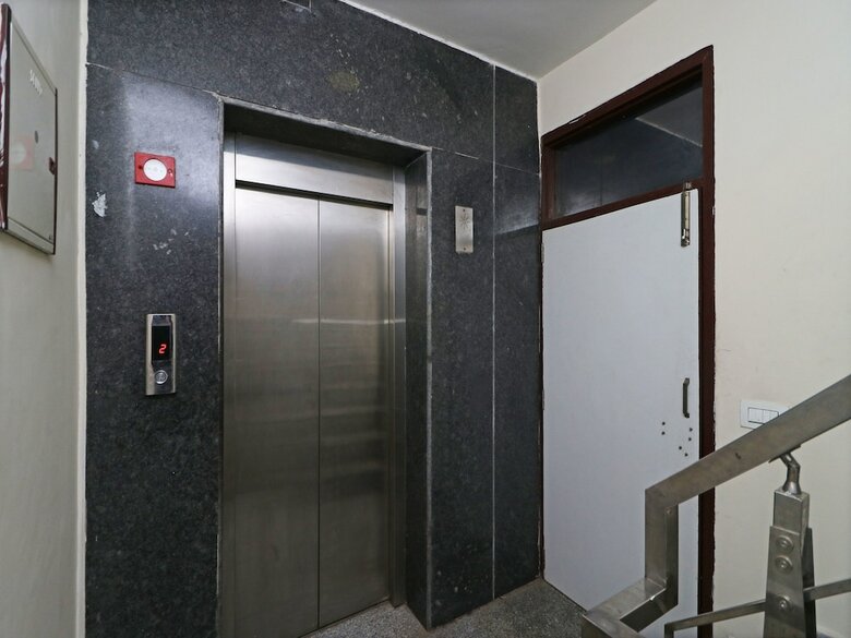 Hotel Oyo 5258 Mr Residency