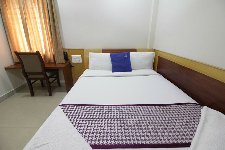 Hotel White Parrot