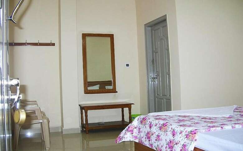 Hotel Pujitha Residency