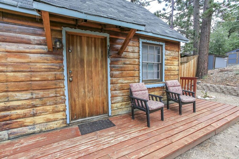 Cabana Highland Hideaway