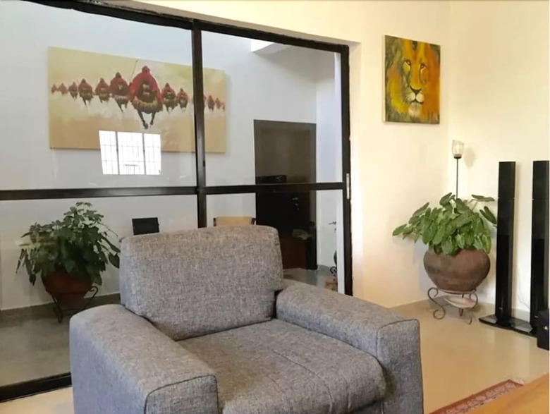 Hotel Ironhouse Guest Suites