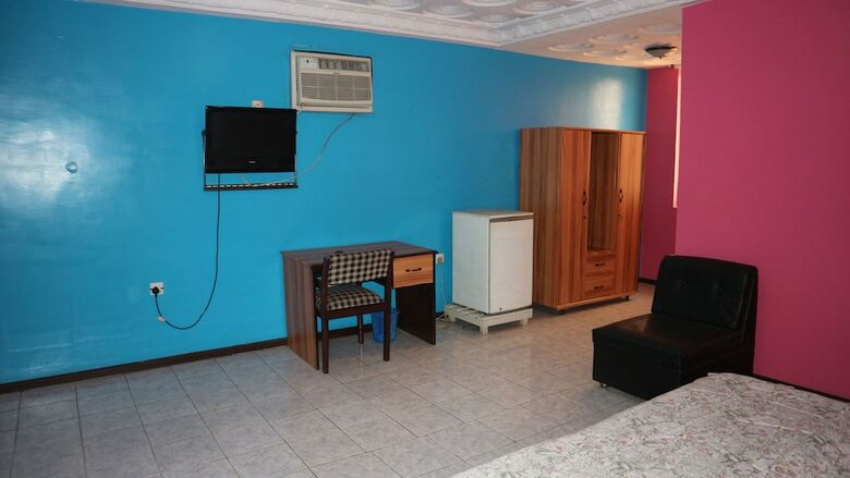 Global Summer Hotel