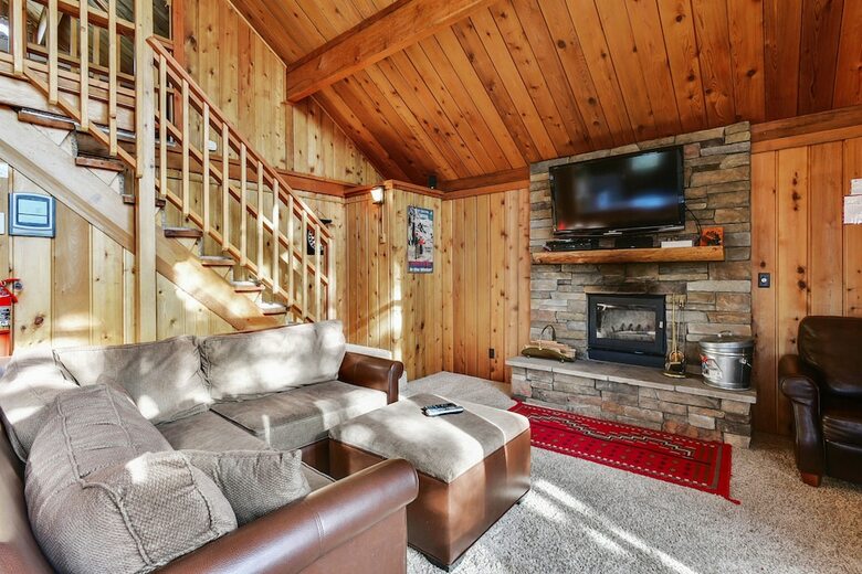 Cabana Ski Slope Retreat