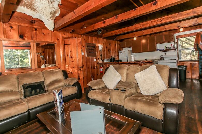 Cabana Ski Bunny Lodge