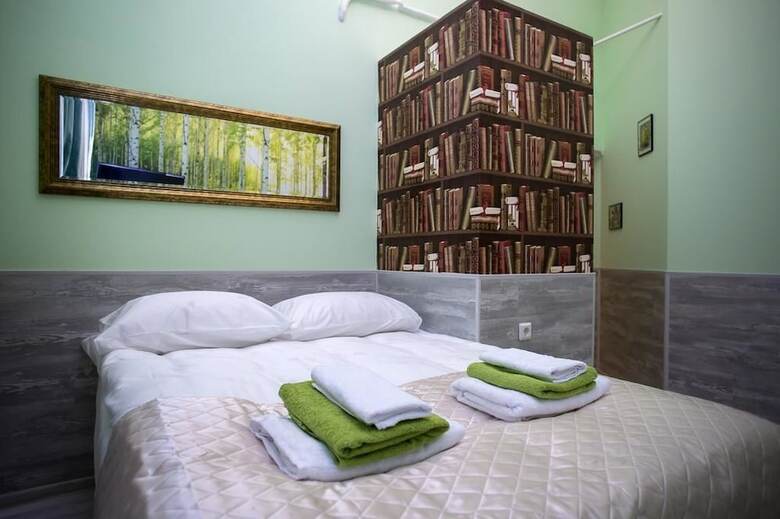 Apraxin Hotel