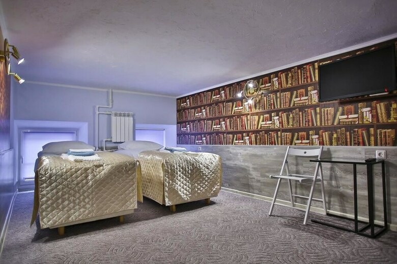 Apraxin Hotel