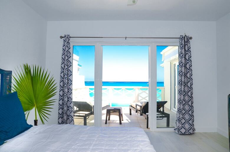Caprice 9 Cable Beach Design Villa