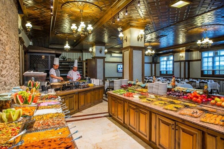 Zalifre Hotel
