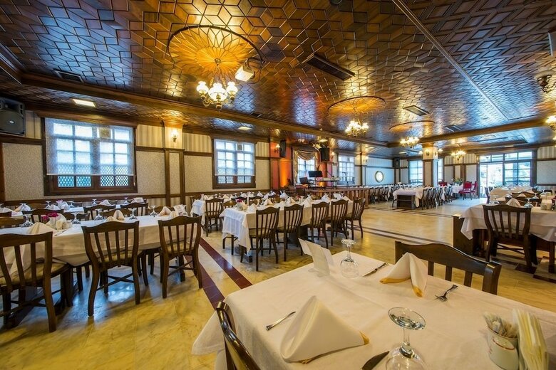 Zalifre Hotel