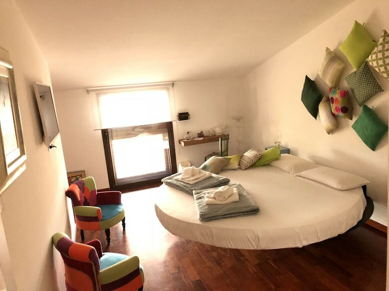 Bed & Breakfast P&g Design