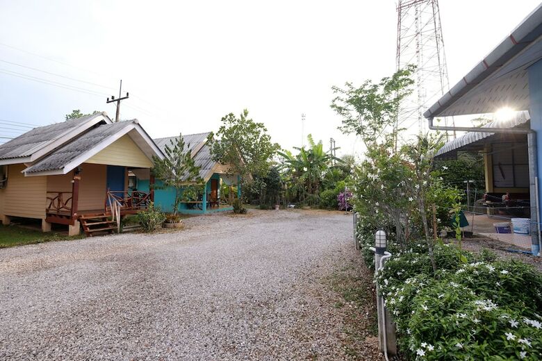 Hotel Daddy's Home Resort