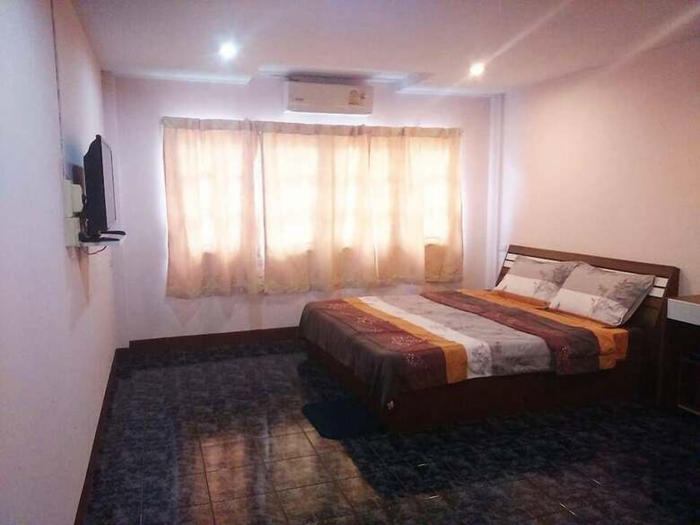 Hotel Baan Saen Rak Apartment