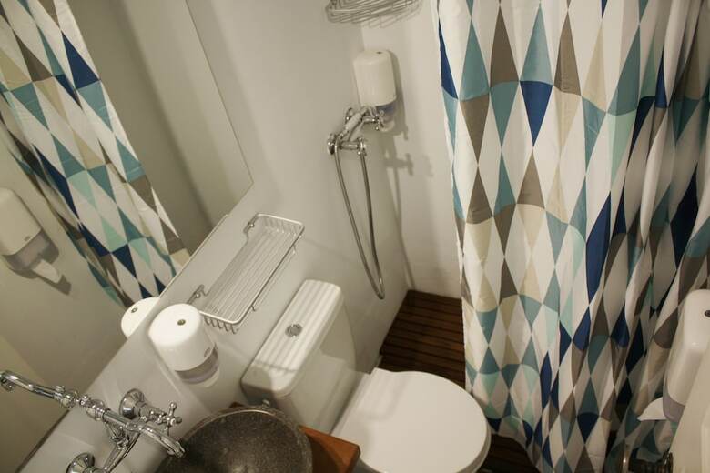 Hostal Arkabarka Floating Hostel And Apartments