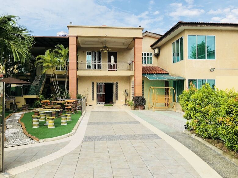 Villa One 5 Residence Homestay