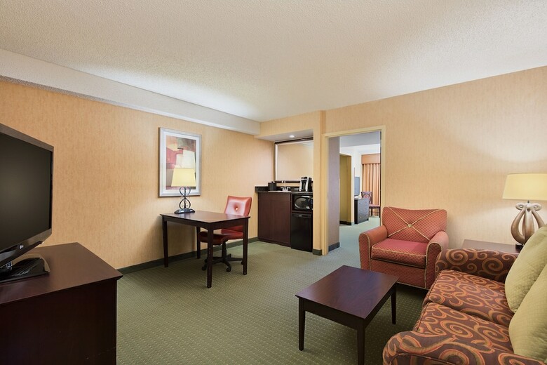 University Plaza Hotel And Convention Center Springfield