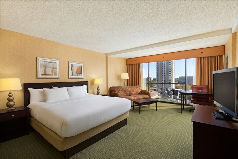 University Plaza Hotel And Convention Center Springfield