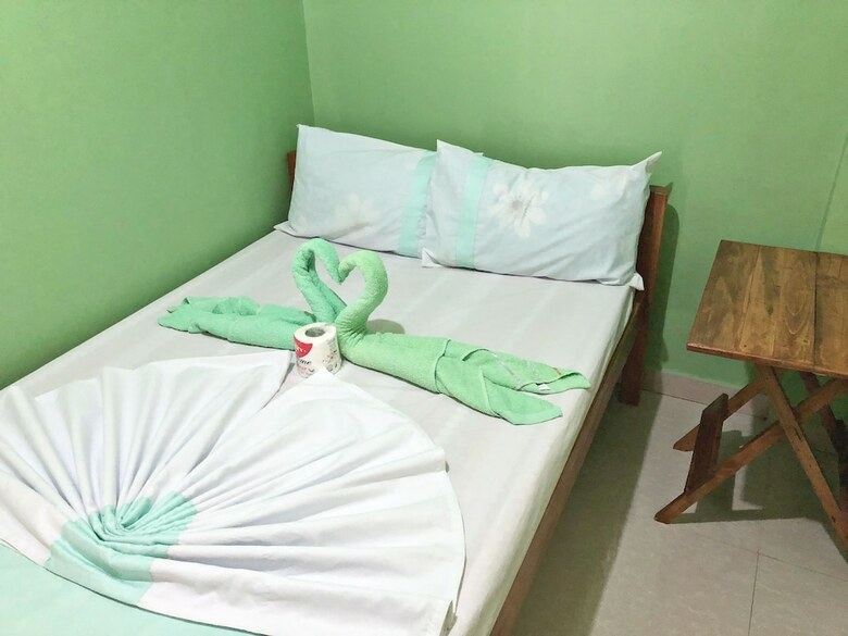 Apple Nine Hotel