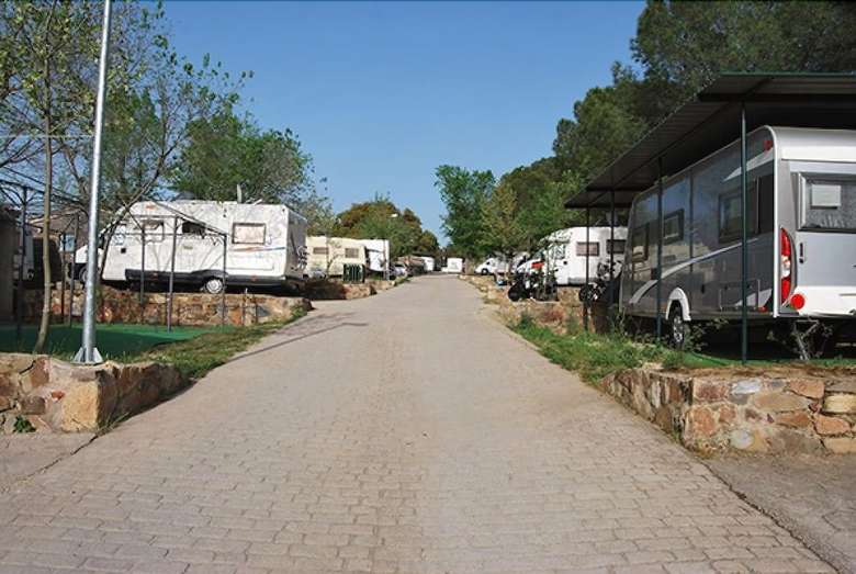 Hostal - Camping Ciudad De C�ceres
